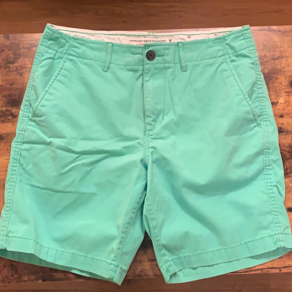 Men’s American Eagle shorts